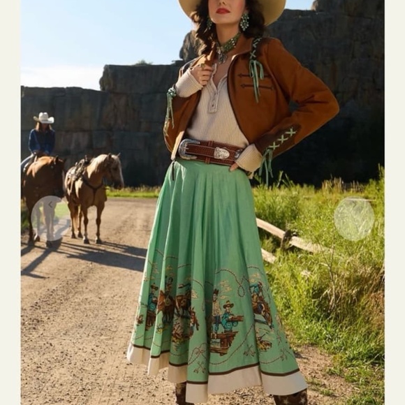 Double D Ranch Dresses & Skirts - Double D Ranch Mitchell’s Gallery Romantic Western Swirl Skirt SZ L NWT